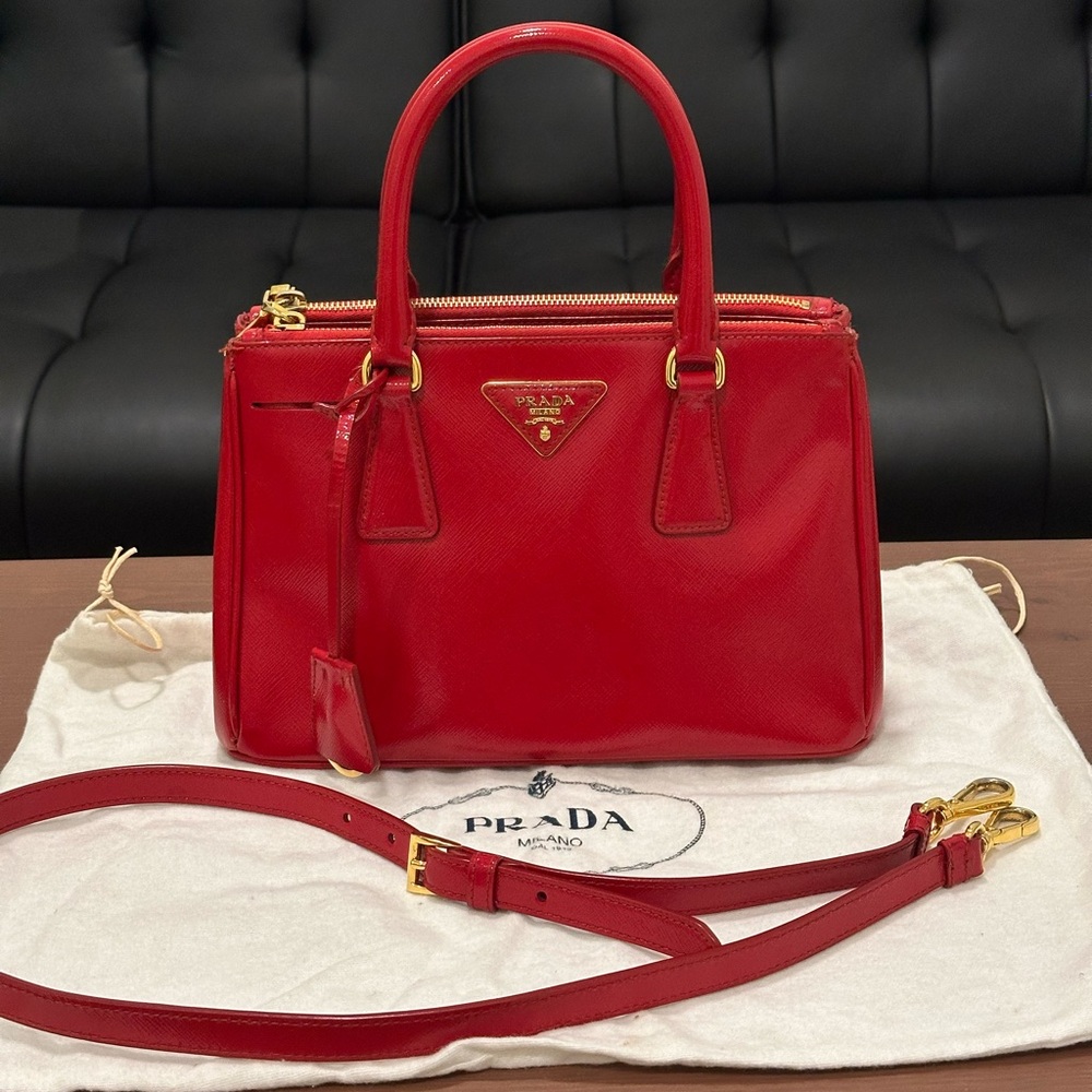 Prada Galleria Small – Red Saffiano Leather – Top Handle + Strap